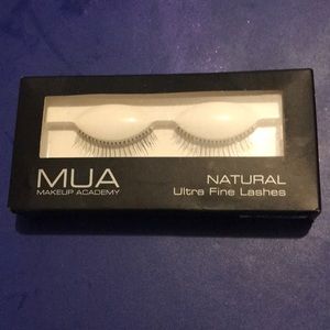 Makeup Academy (MUA) Natural Ultra Fine Lashes